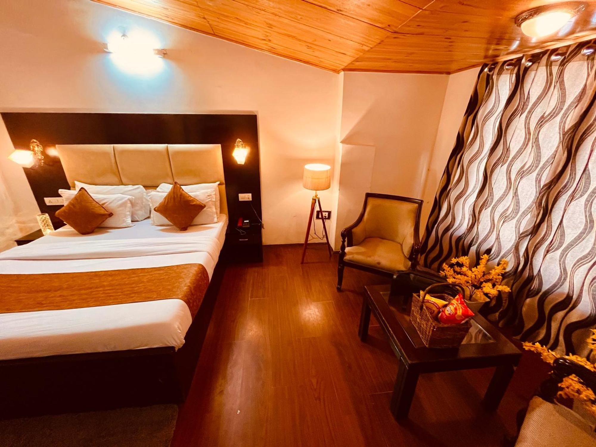 Hotel The North Wind In City Center, Manali Manāli Exterior foto